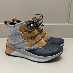 Sorel Women’s Boots in Black, Gray, and Tan